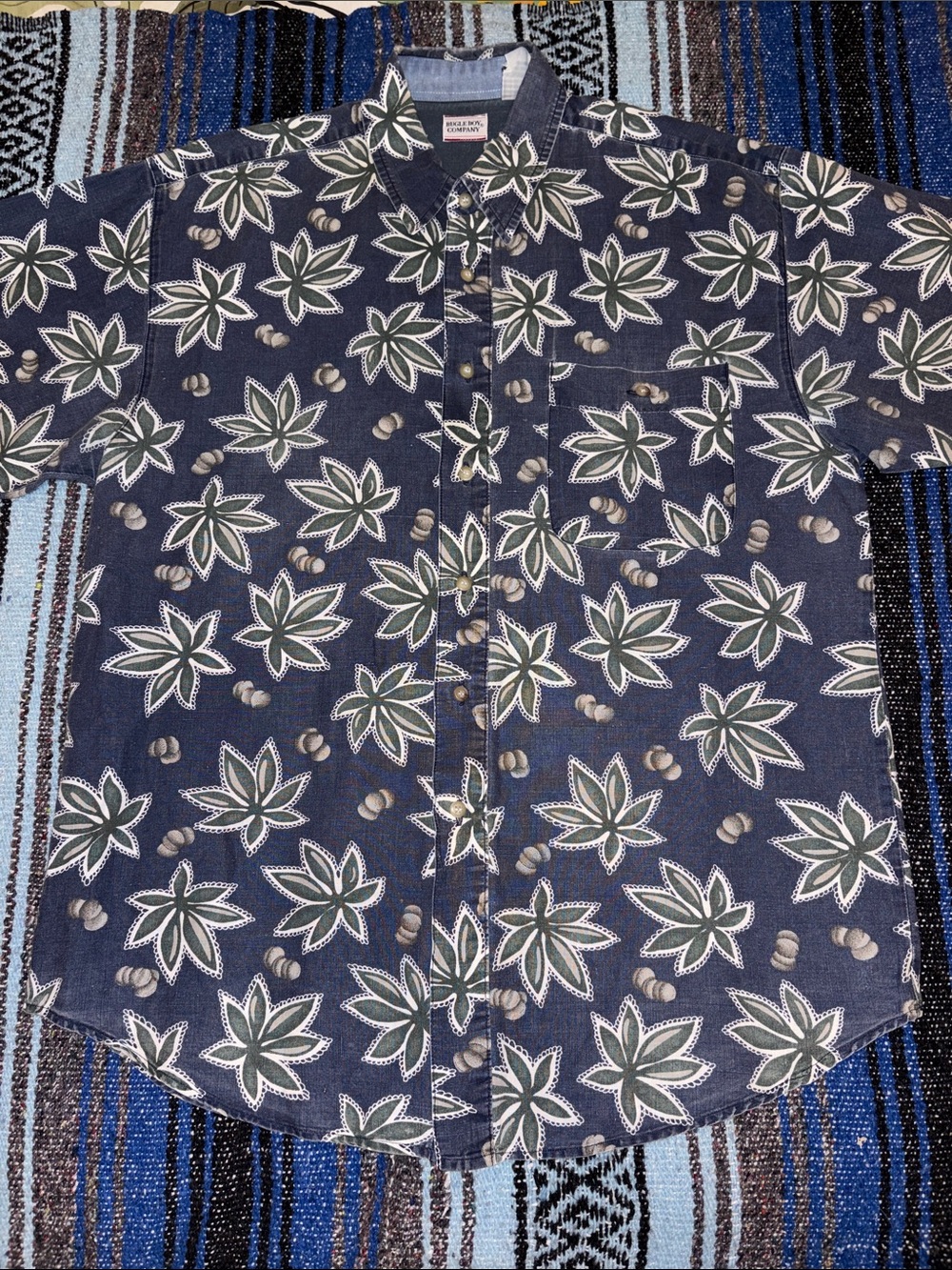 Vintage 90s Bugle Boy Company Hawaiian Short Button Down Shirt